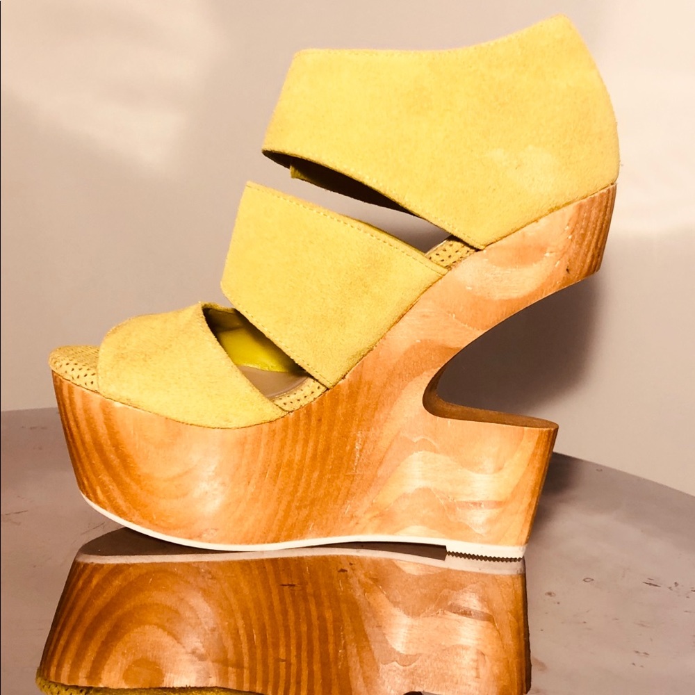 Dolce Vita wedges
